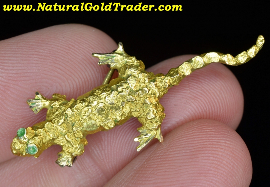 3.70 Gram Alaskan Gold Flakes 18K Lizard Brooch