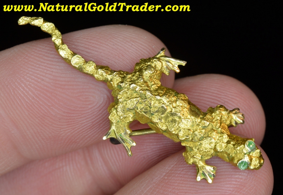 3.70 Gram Alaskan Gold Flakes 18K Lizard Brooch